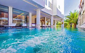 Ally Beach Boutique Hotel Hoian